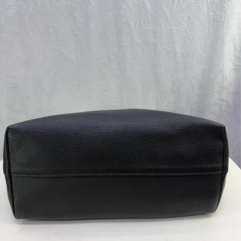 Prada Vitello Dino Leather Handbag Black-4