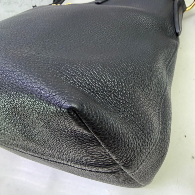 Prada Vitello Dino Leather Handbag Black-7