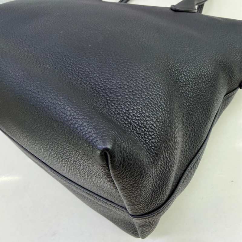 Prada Vitello Dino Leather Handbag Black-8