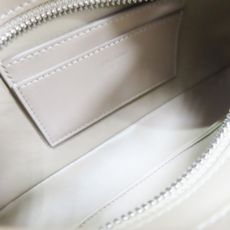 粉膚色 牛皮 肩背包【Salvatore Ferragamo 菲拉格慕】-4