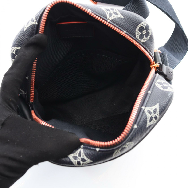 路易威登 Danube PM 倒置肩斜背包 M43678 Monogram Ink-2