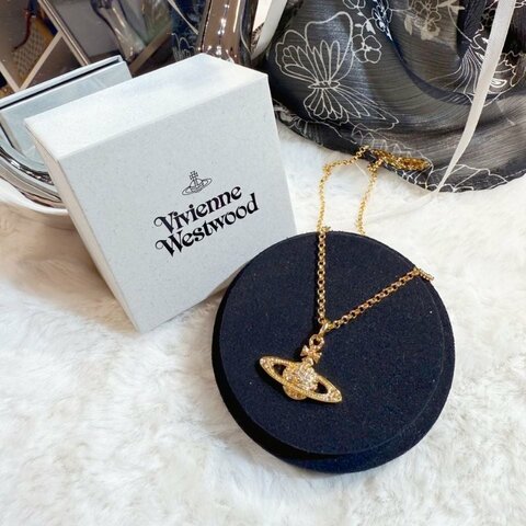 Vivienne Westwood necklace  orb/G
