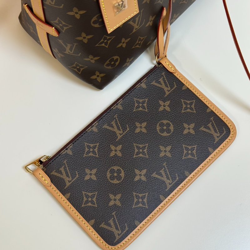LOUIS VUITTON CarryAll PM-6