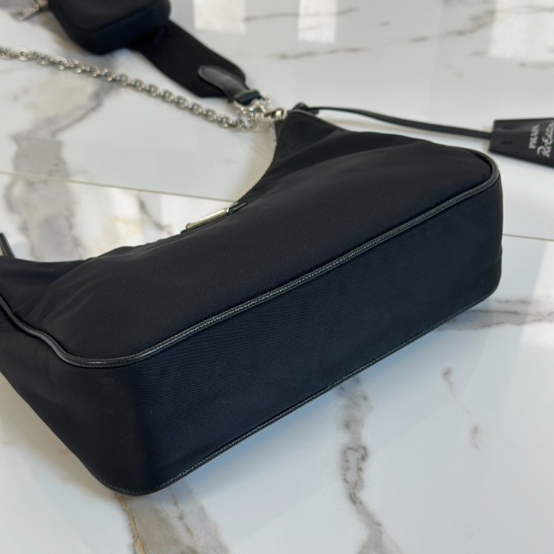 PRADA 經典三合一尼龍斜背包 - 黑銀-4