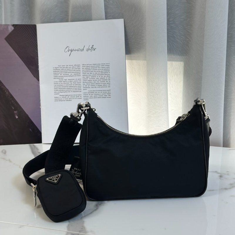 PRADA 經典三合一尼龍斜背包 - 黑銀-8
