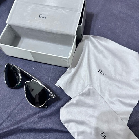 Dior銀框墨鏡