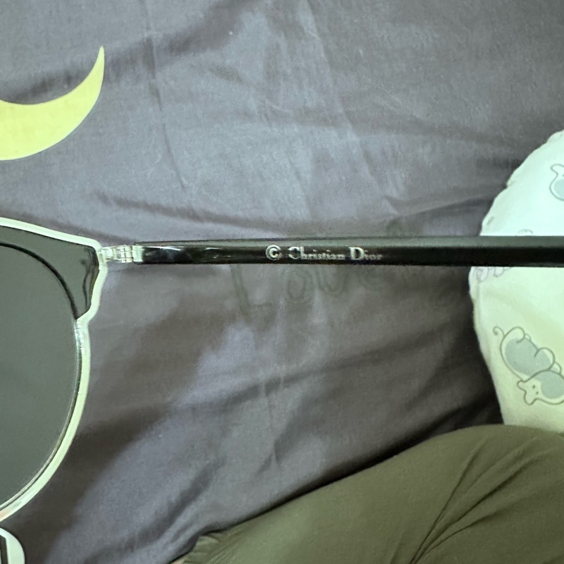Dior銀框墨鏡-8