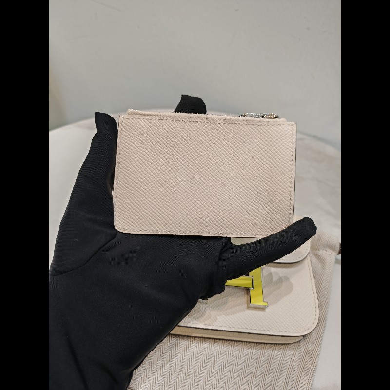 Hermes Constance slim-12