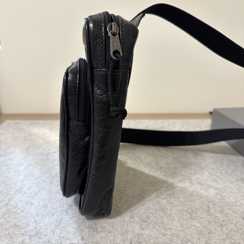 BALENCIAGA 腰包 胸包 小羊皮-2