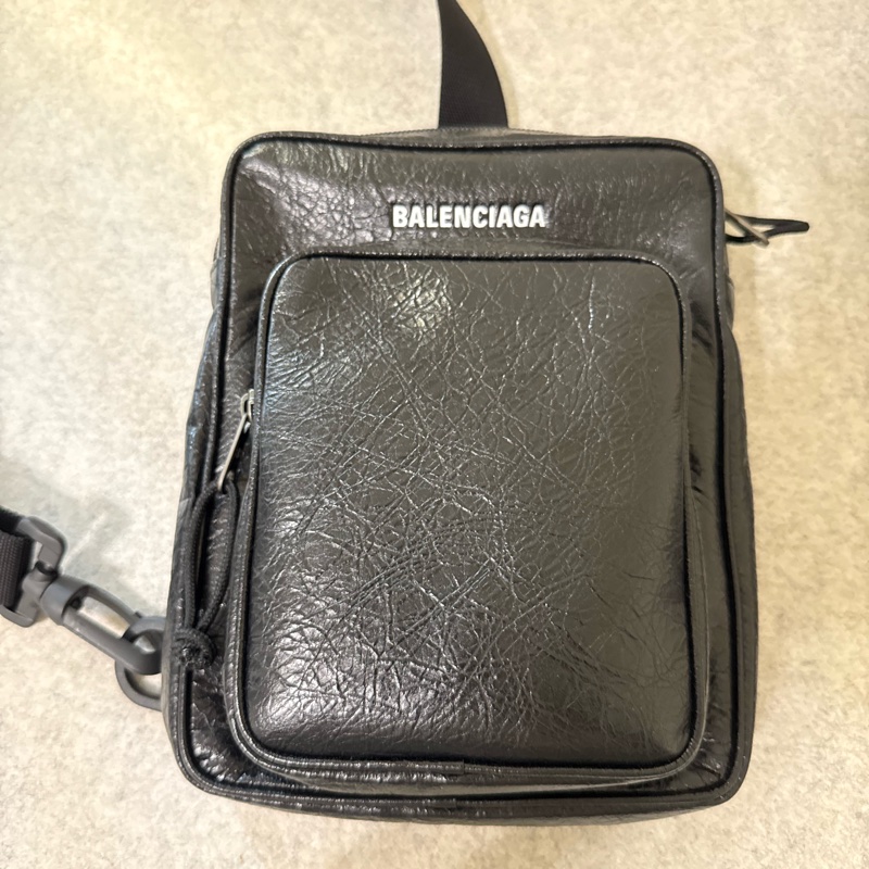 BALENCIAGA 腰包 胸包 小羊皮-5