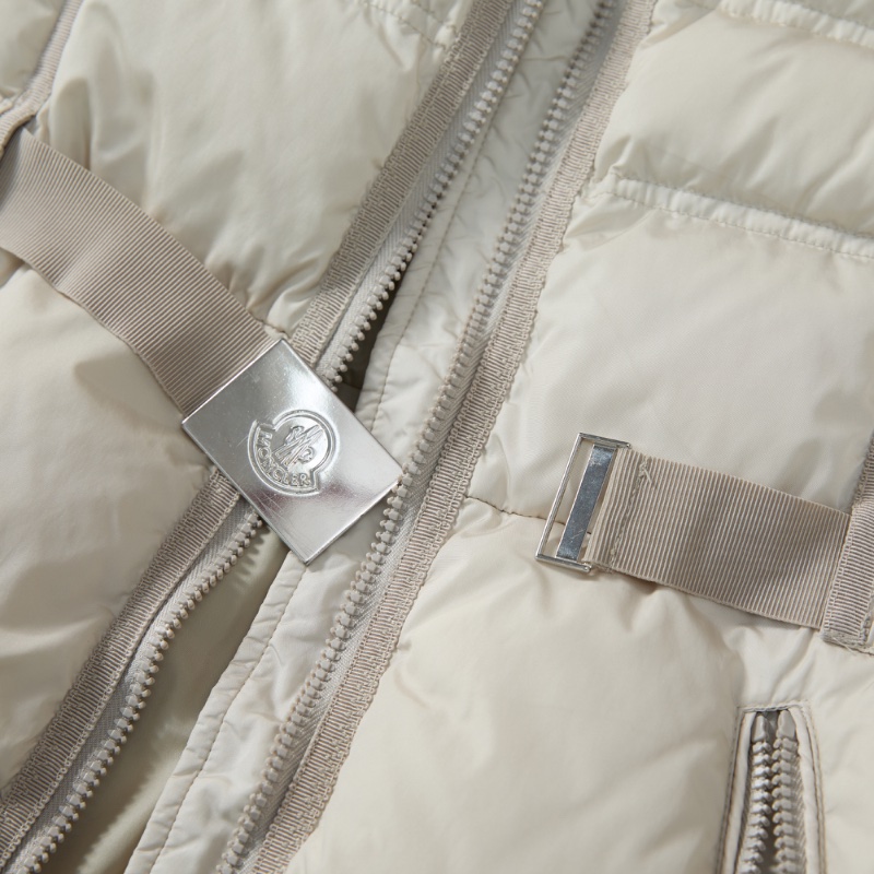 ❤️ MONCLER 優雅修身羽絨外套-3