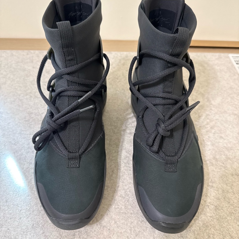 FEAR OF GOD NIKE US9-0