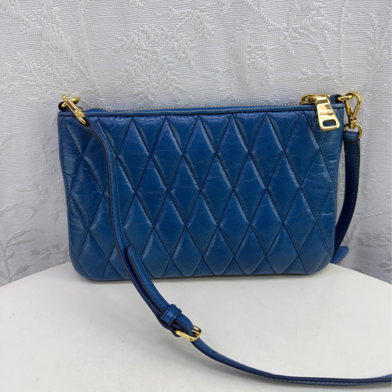 Matelassé leather crossbody bag-1