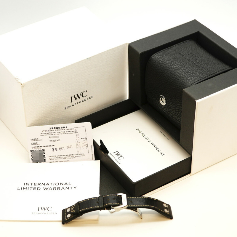 IWC 沙夫豪森飛行員手錶 IW329303 海軍藍錶盤 男士-1