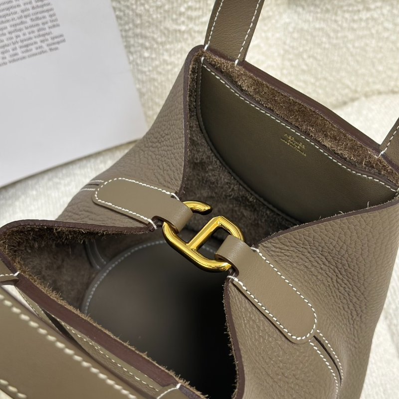 HERMES In the loop 18 - 灰金 W-5