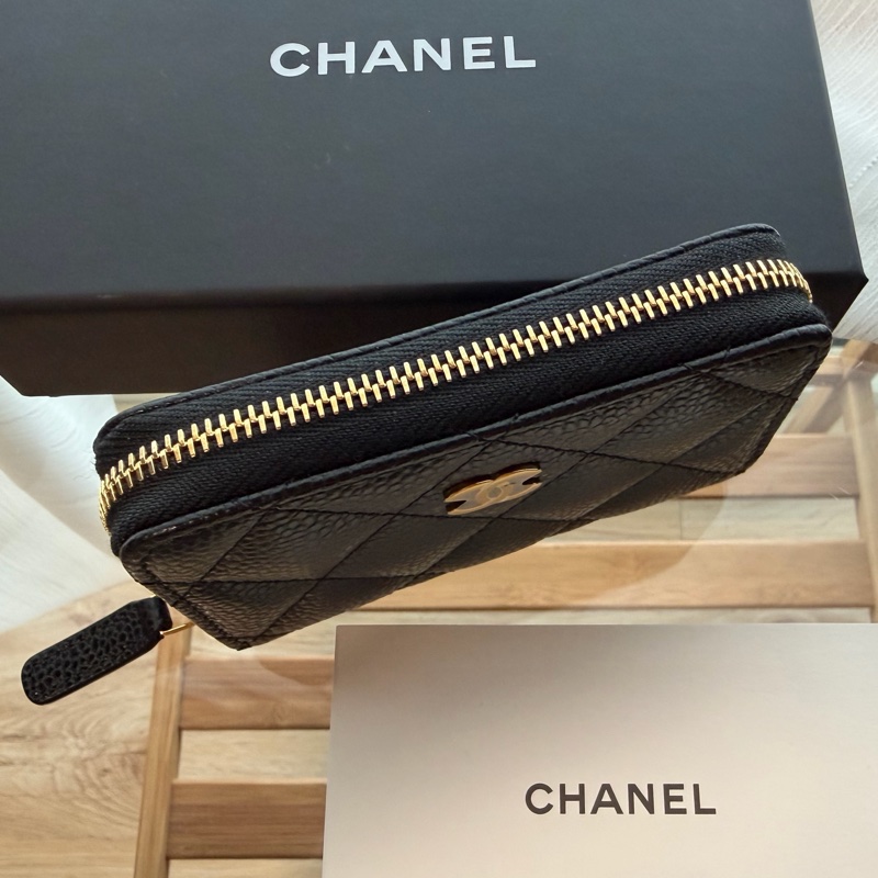 全新 CHANEL荔枝紋牛皮金釦經典拉鍊零錢包-1