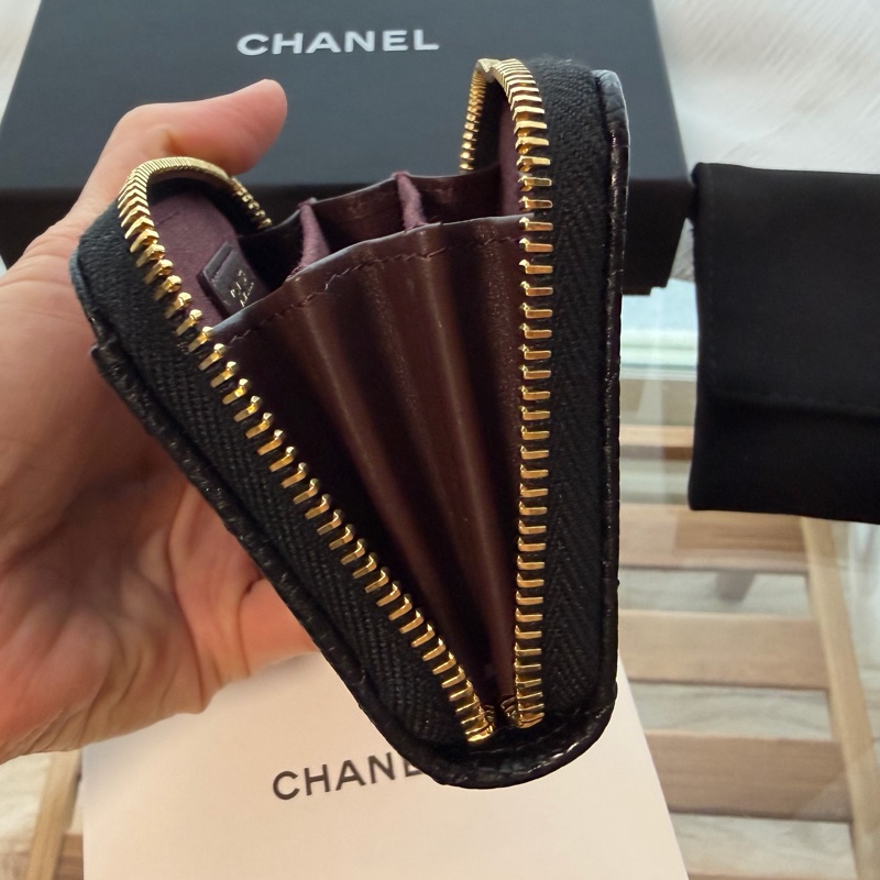 全新 CHANEL荔枝紋牛皮金釦經典拉鍊零錢包-12