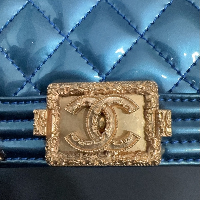 Chanel香奈兒 凡爾賽宮系列 mini號 漆皮藍色Leboy，全球限量100只，限量宮廷浮雕，底長15cm-7