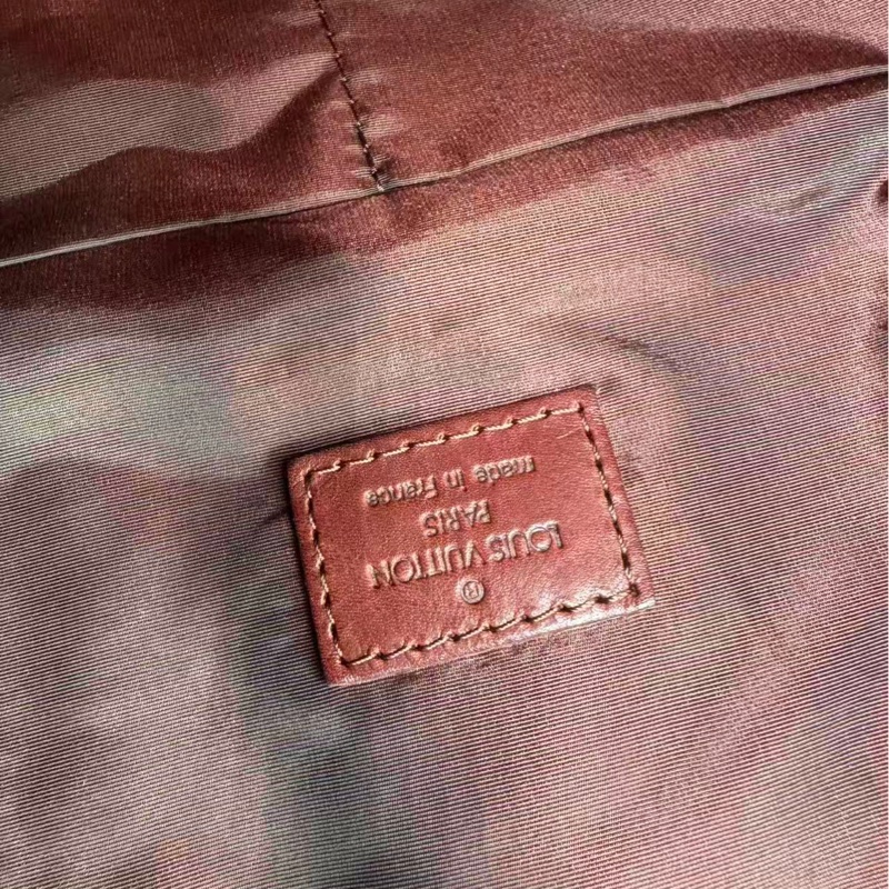 LV路易威登 Monogram紅色托特包,經典帆布+牛皮手柄,尺寸40*36cm,尺寸適中,簡約大氣 適合日常通勤-8