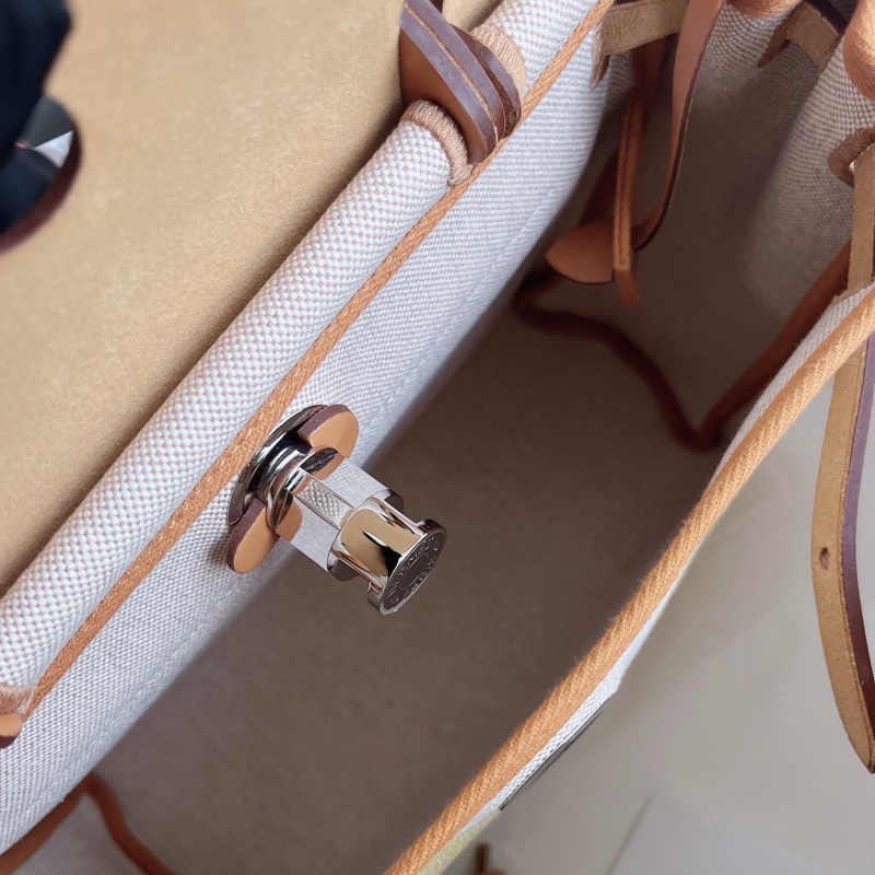 【全新品】HERMES愛馬仕 Herbag Zip 31  B刻限量版猪鼻子賽道 金扣金棕配色-14