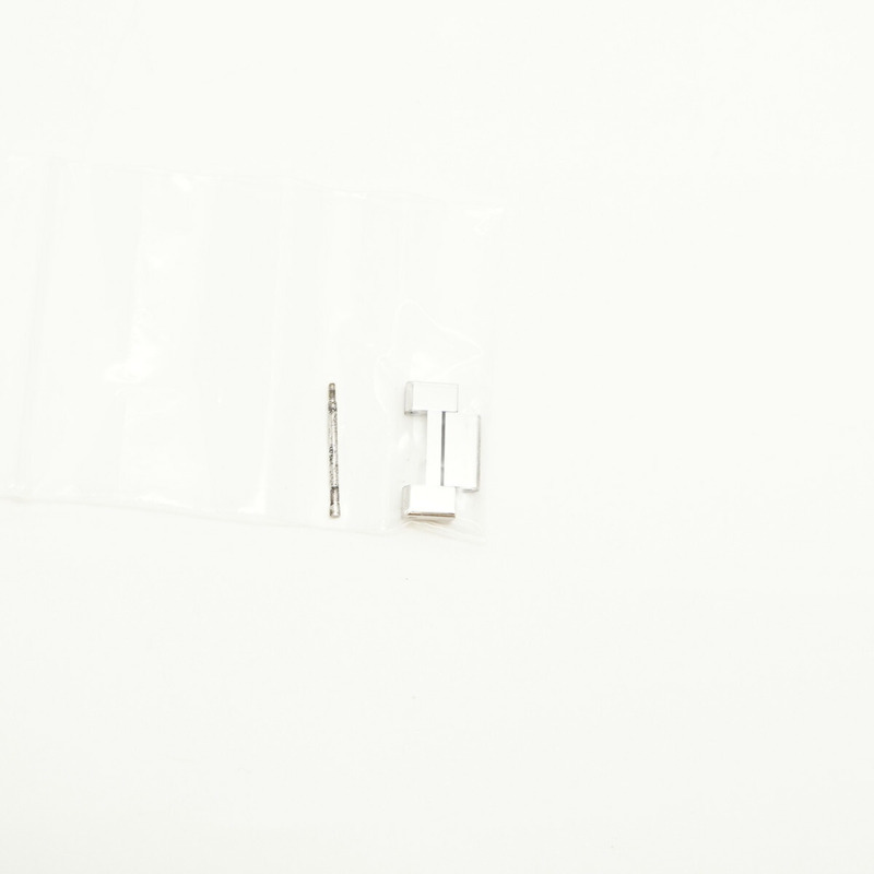 Gucci Pantheon 115.2 黑色錶盤男士腕錶-1