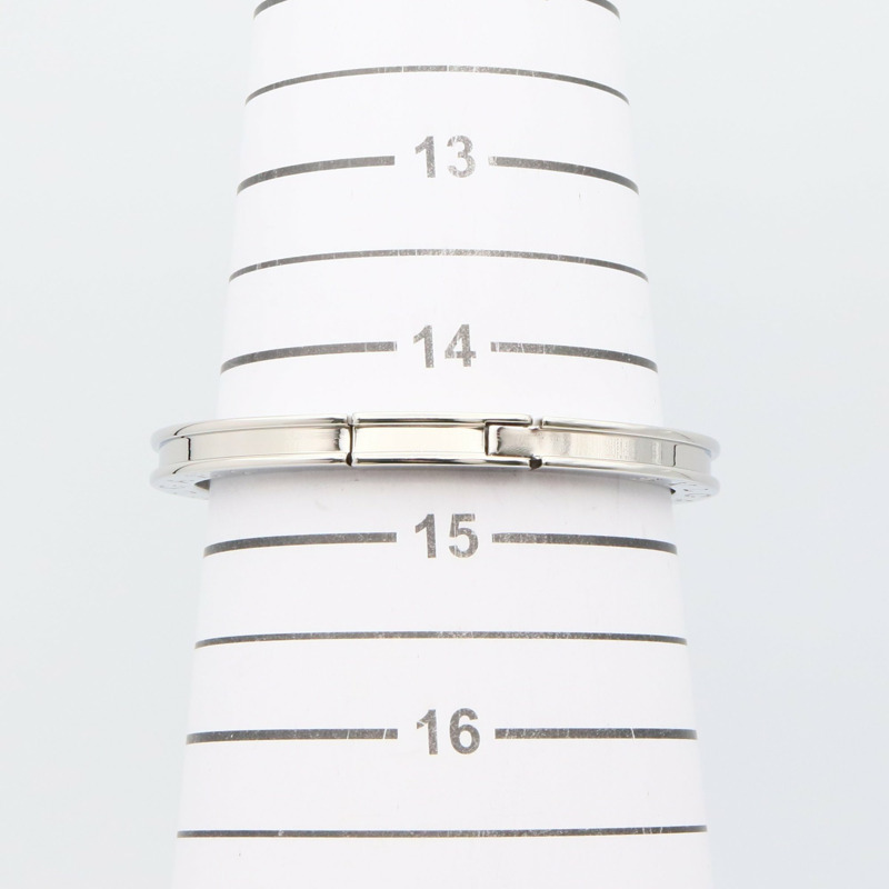 寶格麗 B-zero1 系列腕錶，不鏽鋼材質，女款，白色錶殼，型號 BZ22S-6