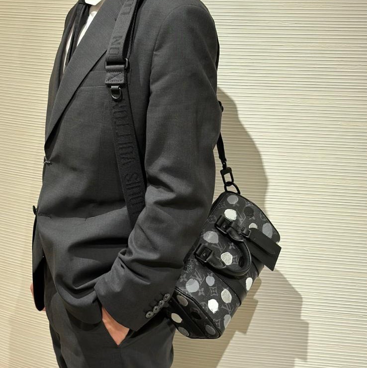 LV 限量款🌟草間彌生聯名款 KeepAll 25 手提斜肩包-1