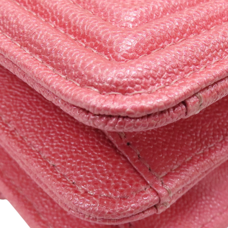 粉色 荔枝紋 牛皮 North South BOY 鍊帶 金扣 肩背包【CHANEL 香奈兒】 AS0130-16