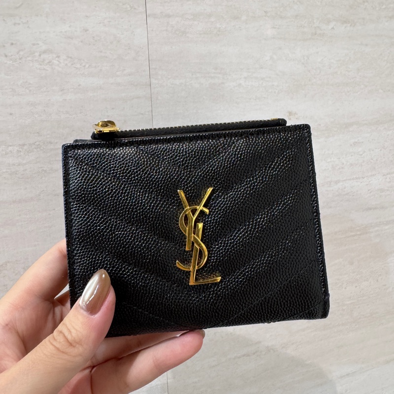 YSL 黑金魚子醬短夾 近全新-0