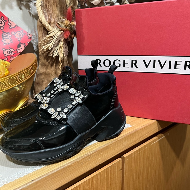 ROGER VIVIER-1