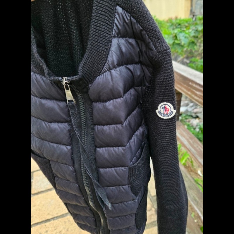 Moncler Cardigan經典款黑色拼接針織羽絨外套-7