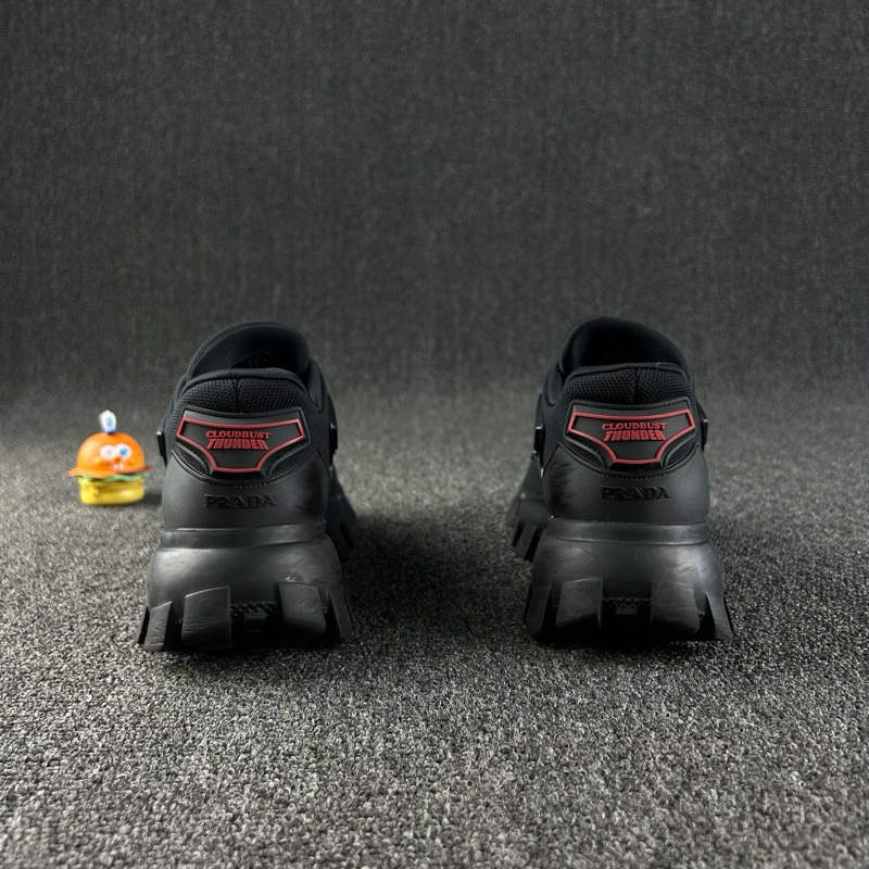 Prada普拉達黑色機能鞋 尺碼35.5 整體成色不錯下地次數不多-4