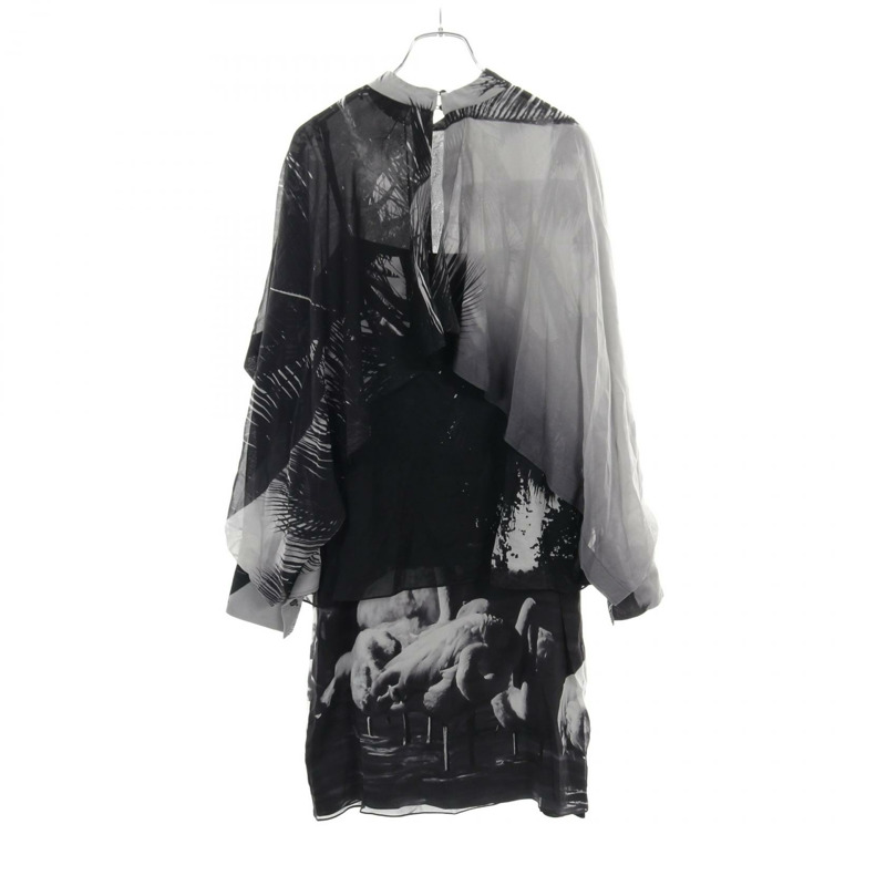 Salvatore Ferragamo 絲綢半身裙套裝，黑白灰三色，二手女裝 #40-1