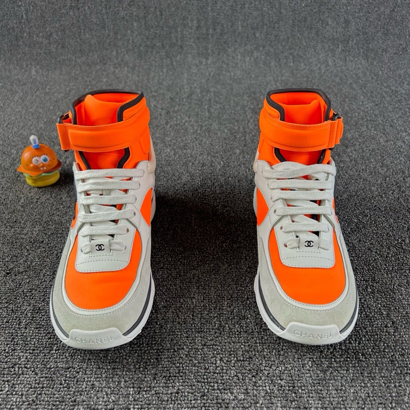 Chanel香奈兒拼色高幫板鞋 尺碼36.5 整體成色不錯-1