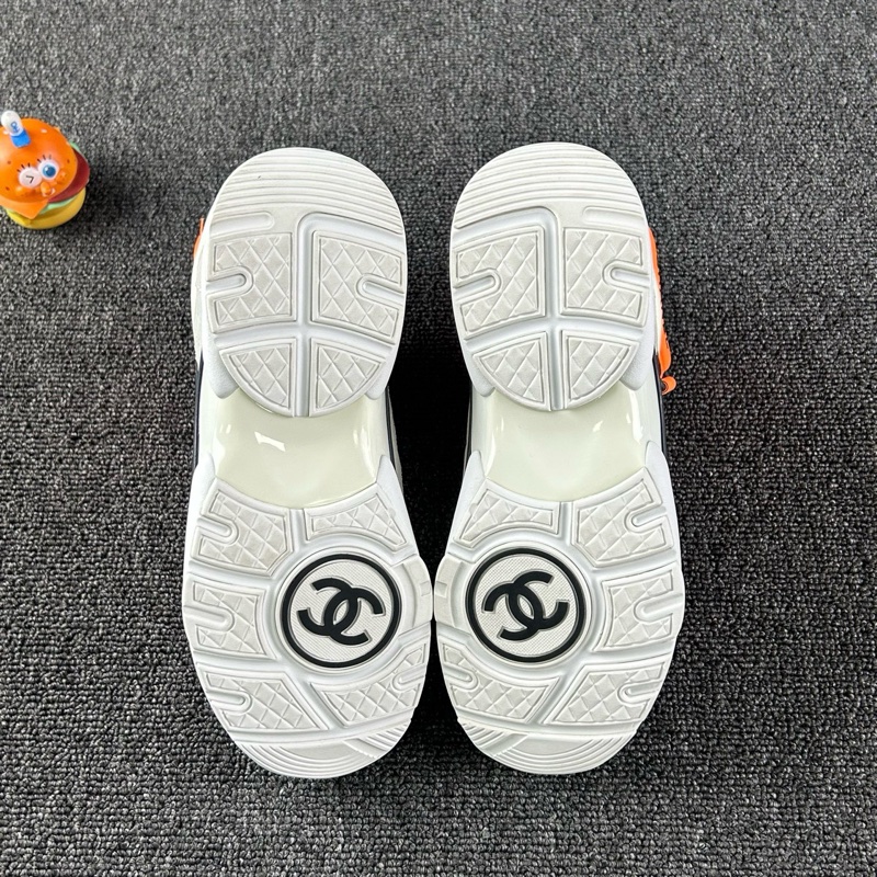 Chanel香奈兒拼色高幫板鞋 尺碼36.5 整體成色不錯-5