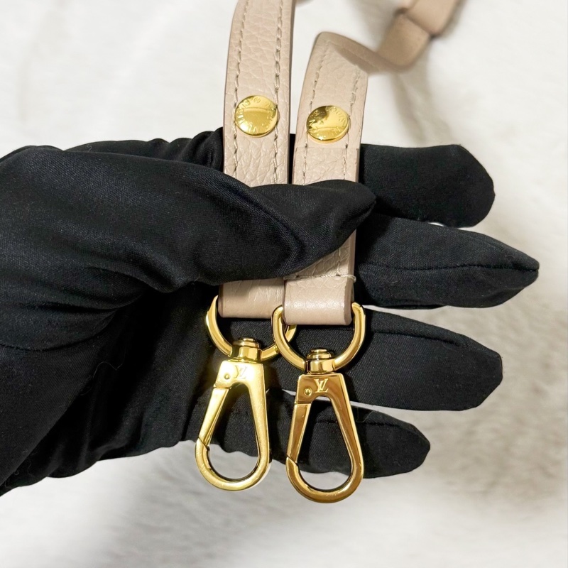 Louis Vuitton Twist One Handle BB 粉色-14