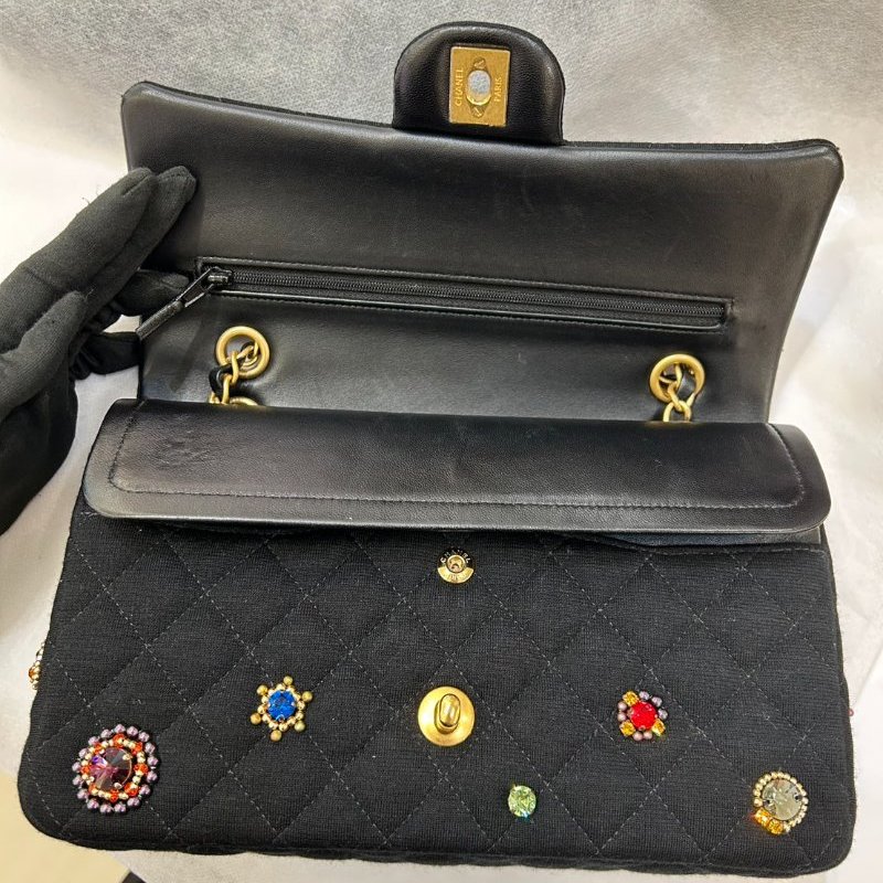 CHANEL黑布面寶石造型CF25-7