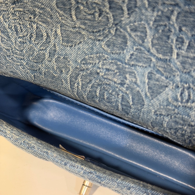 🈶台灣購證 #全新全配 香奈兒Cf20牛仔愛心調節扣23p cf大mini-20