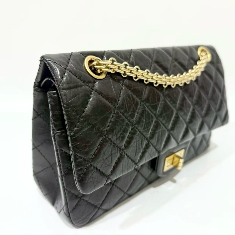 Chanel黑色復古金釦揉製牛皮2.55 24CM側背包A37586-4