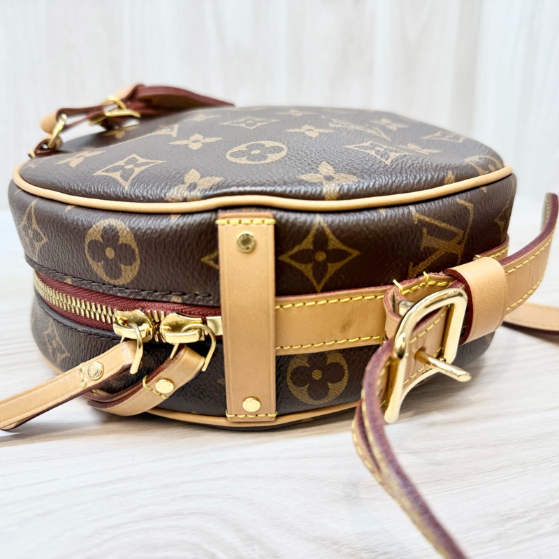 LV原花Boite Chapeau Souple 吊牌軟圓餅MM斜背包M45647-8