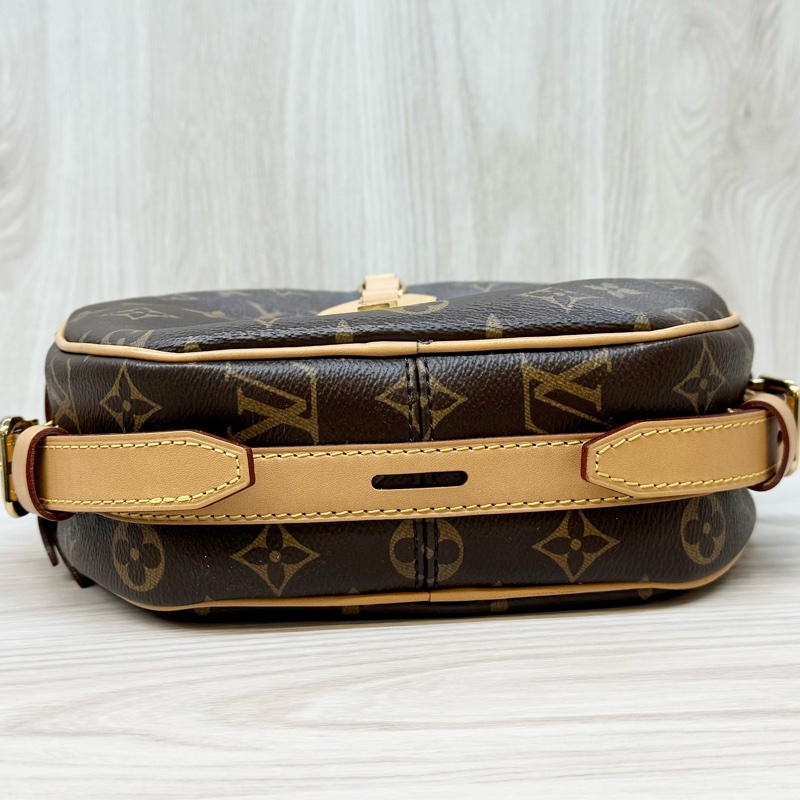 LV原花Boite Chapeau Souple 吊牌軟圓餅MM斜背包M45647-12