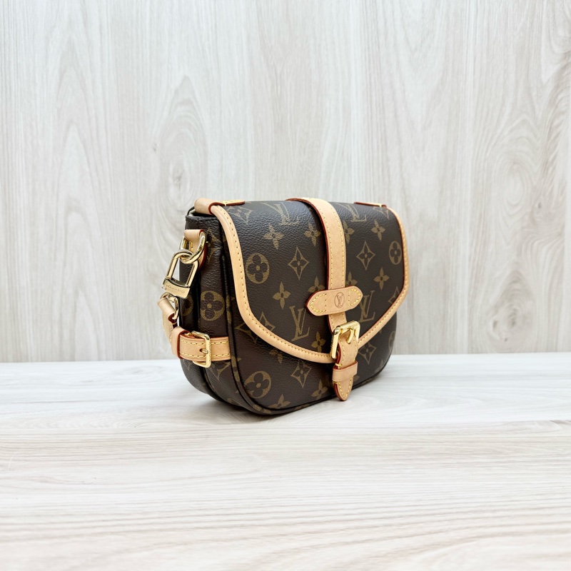 LV原花金釦Saumur BB雙子星手提斜背包M46740-2