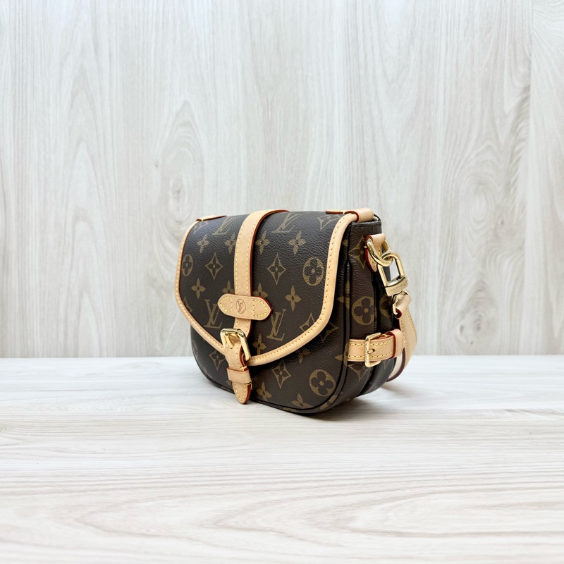 LV原花金釦Saumur BB雙子星手提斜背包M46740-3