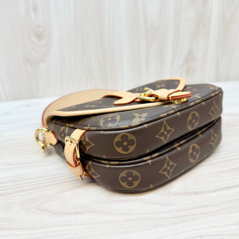 LV原花金釦Saumur BB雙子星手提斜背包M46740-6