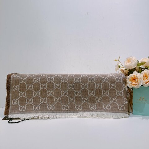 TW4561 Gucci 古馳gg花紋方巾 Square GG Logo Scarf 140 x 140cm 80%Wool 20% Silk Brown