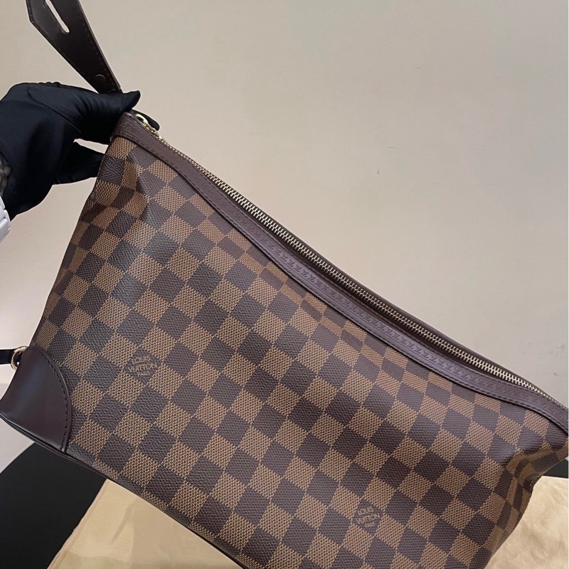 LV 棋盤格 洗漱包手拿包-5