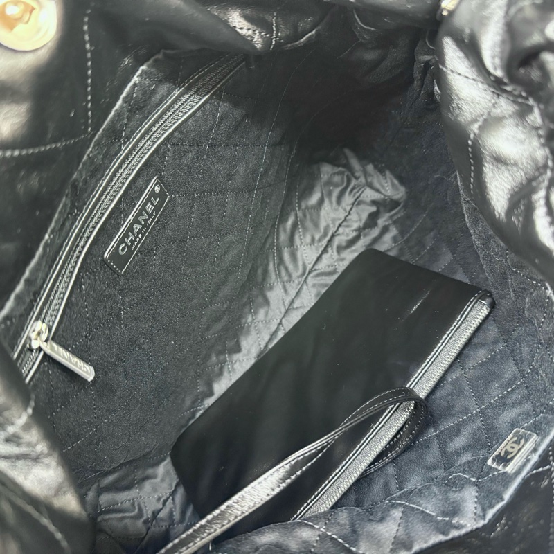 CHANEL黑色小牛皮銀鍊中號22包/AS3261-10