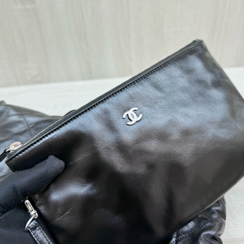 CHANEL黑色小牛皮銀鍊中號22包/AS3261-12