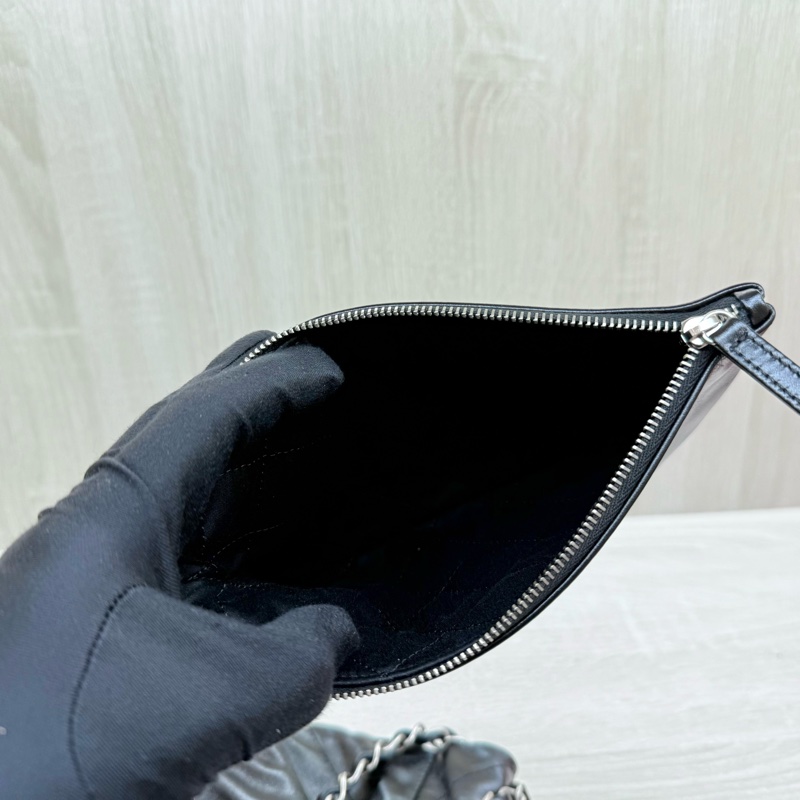 CHANEL黑色小牛皮銀鍊中號22包/AS3261-14