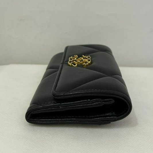 CHANEL 黑金 LOGO 19款中夾-1